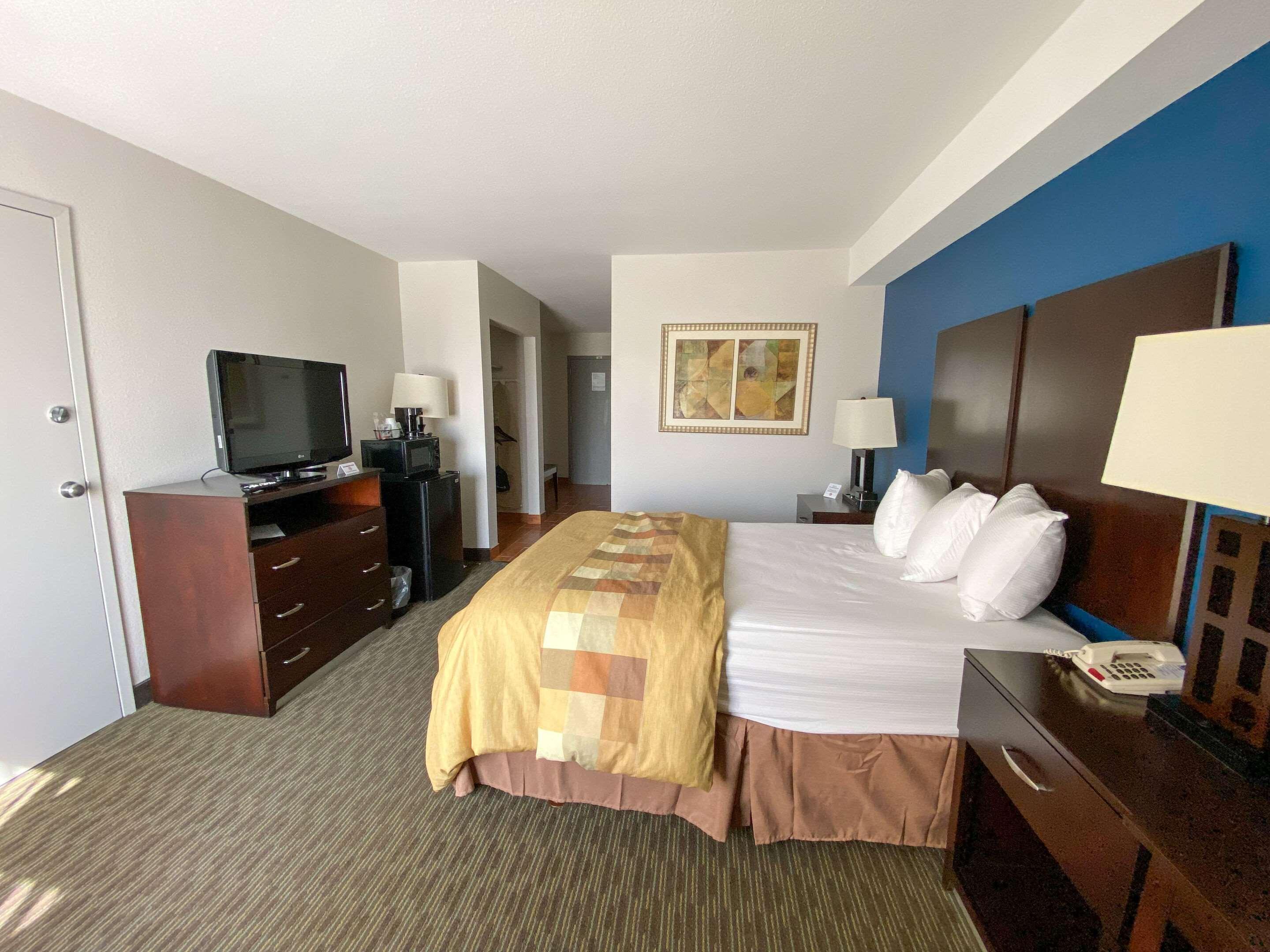 Mainstay Suites Conover-Hickory Bagian luar foto