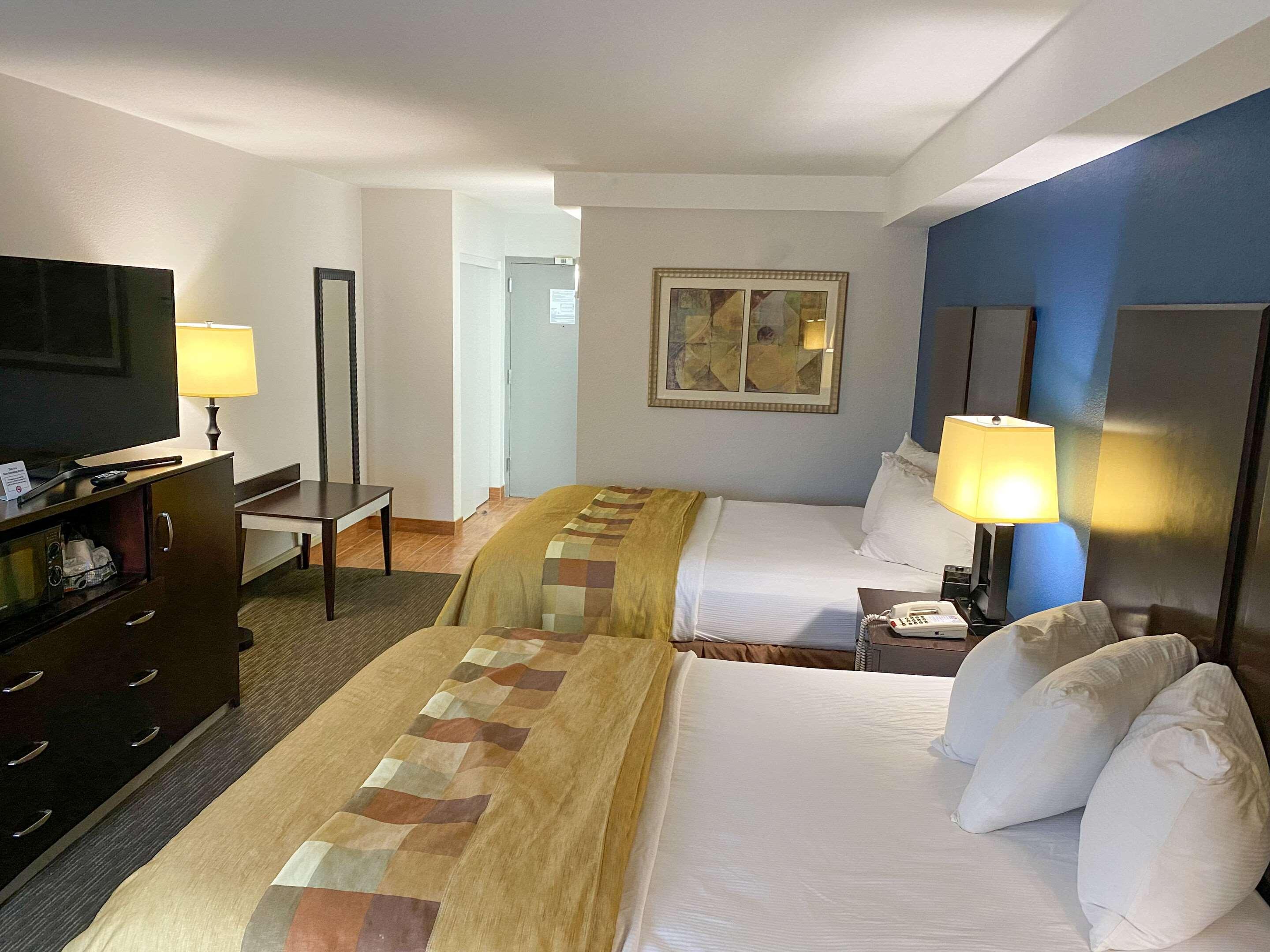 Mainstay Suites Conover-Hickory Bagian luar foto