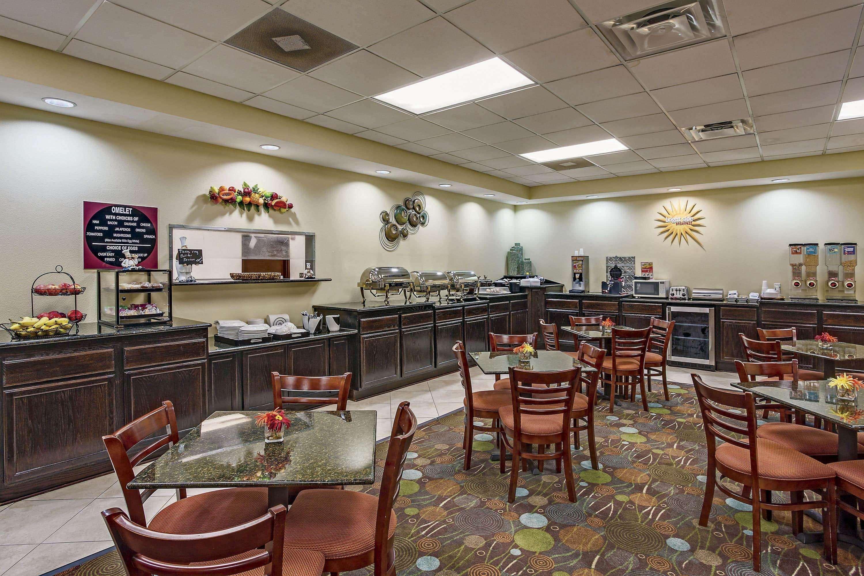 Mainstay Suites Conover-Hickory Bagian luar foto