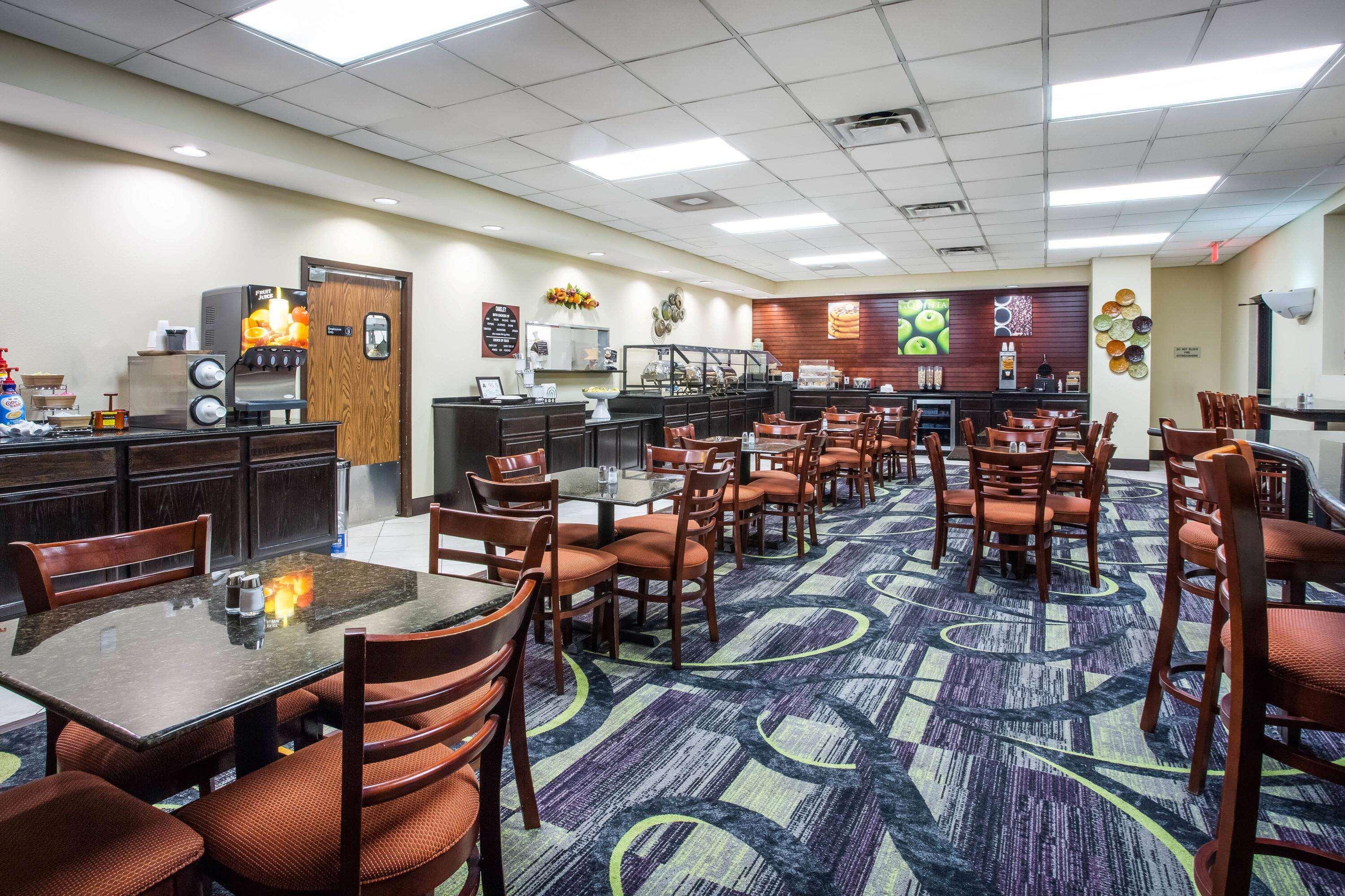 Mainstay Suites Conover-Hickory Bagian luar foto