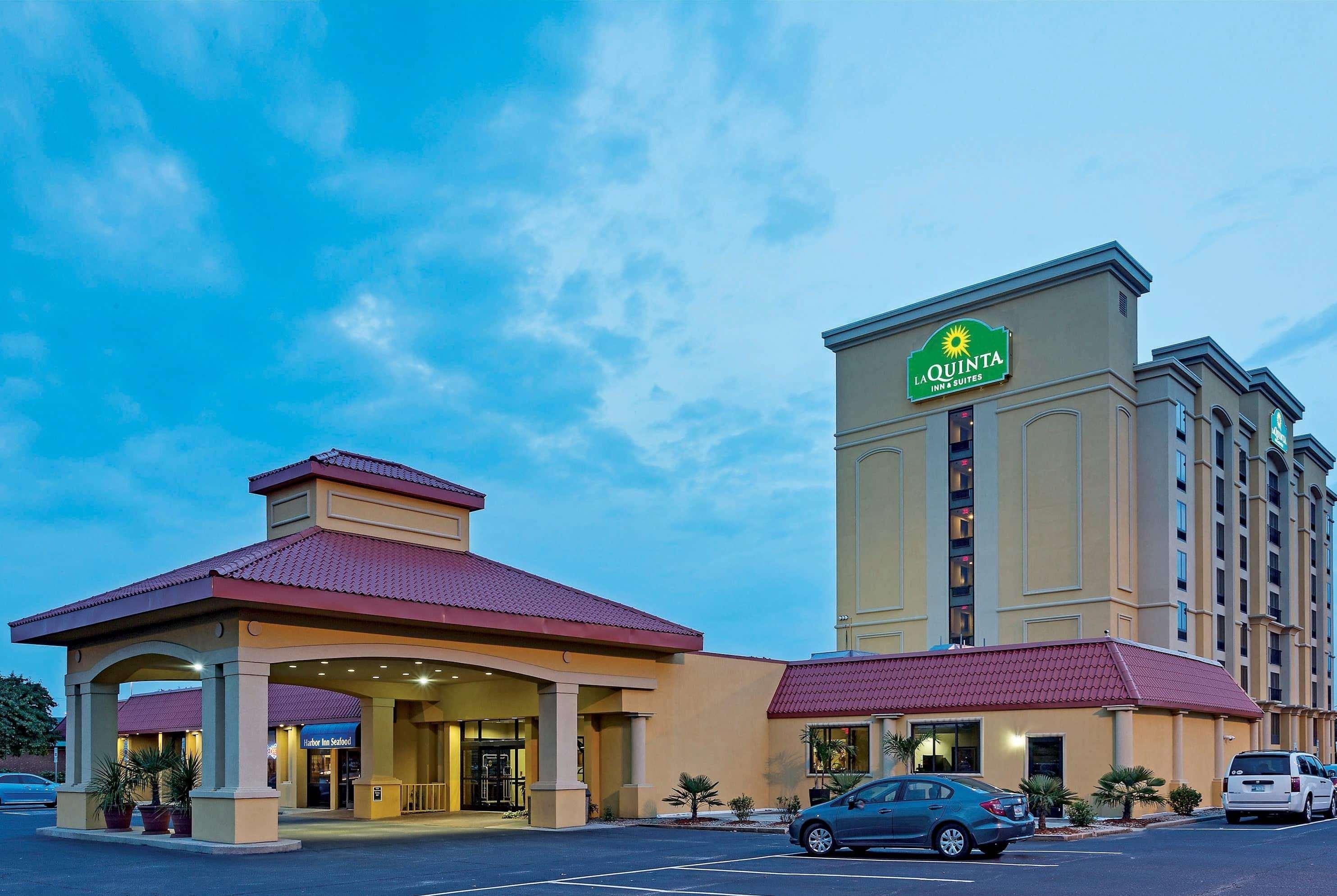 Mainstay Suites Conover-Hickory Bagian luar foto