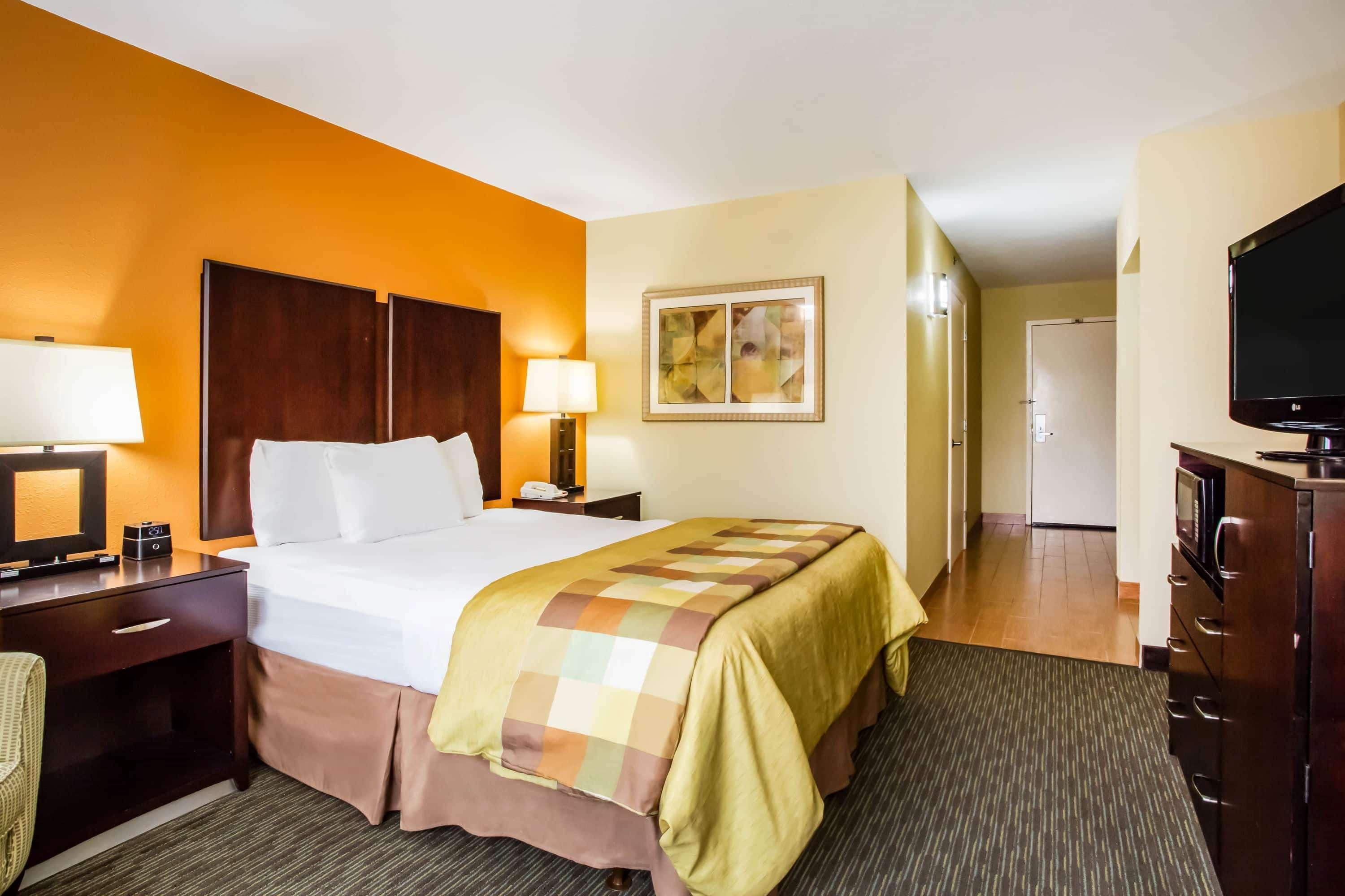 Mainstay Suites Conover-Hickory Bagian luar foto