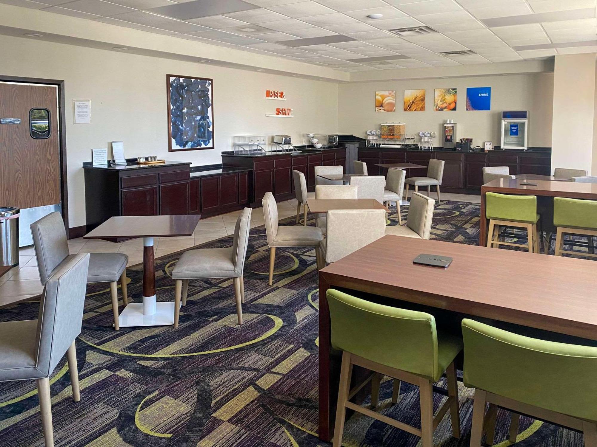 Mainstay Suites Conover-Hickory Bagian luar foto
