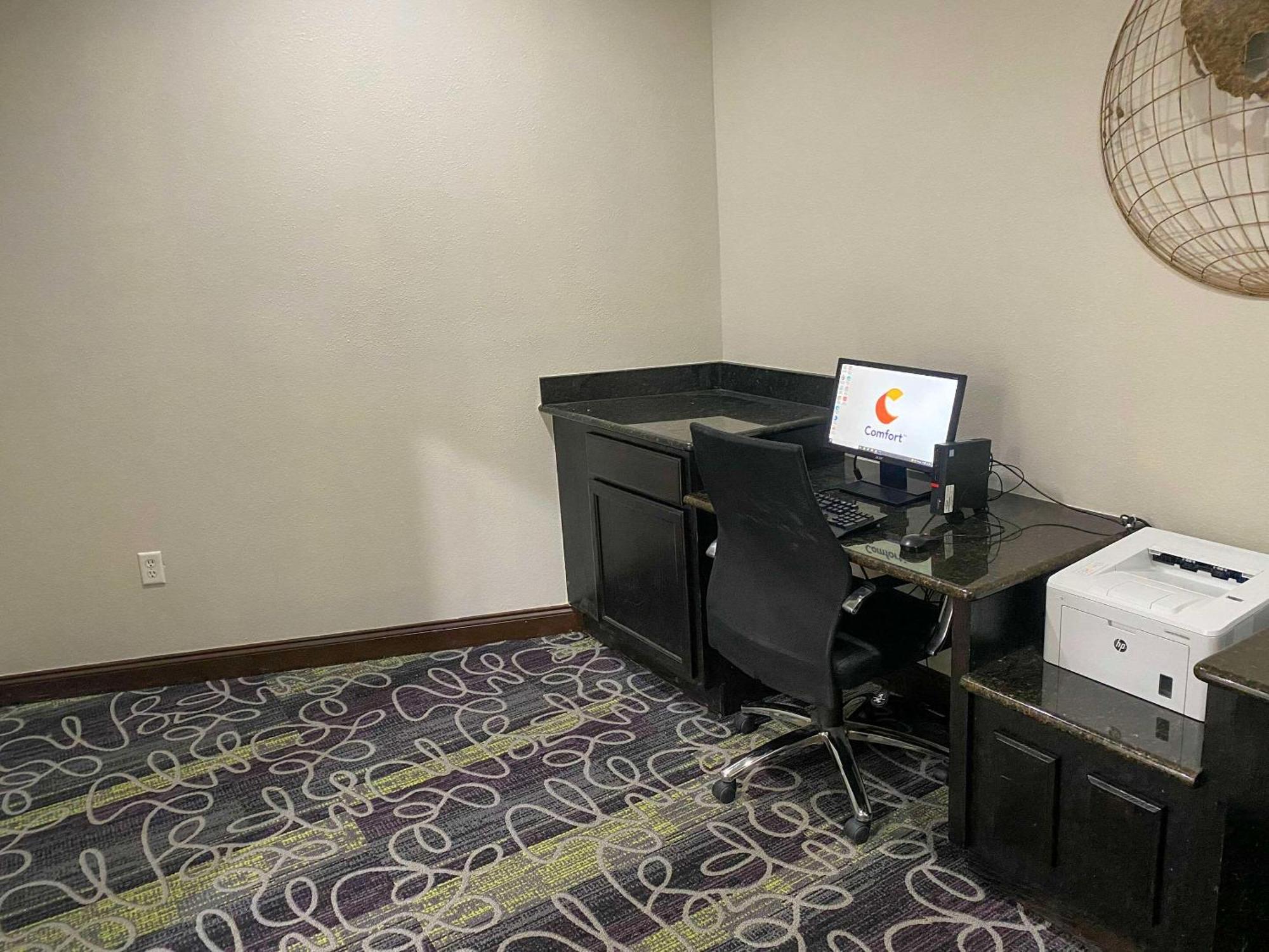 Mainstay Suites Conover-Hickory Bagian luar foto