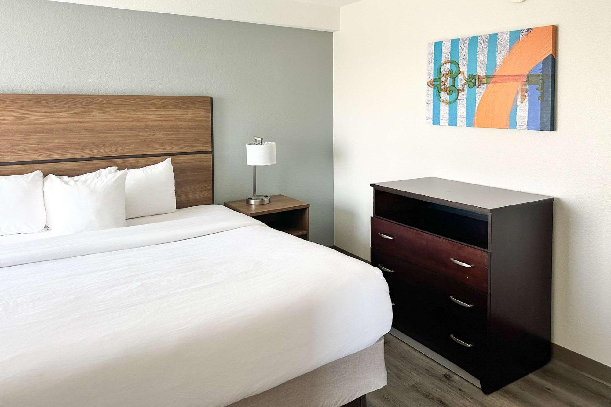 Mainstay Suites Conover-Hickory Bagian luar foto